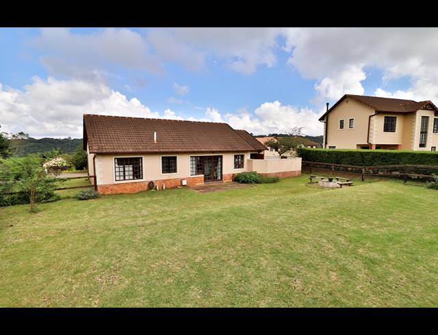 2 BEDROOM TOWNHOUSE SOLD IN CLIFTON HILL ESTATE